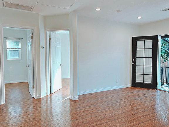 4th image of 4146 1/2 Baywood St
