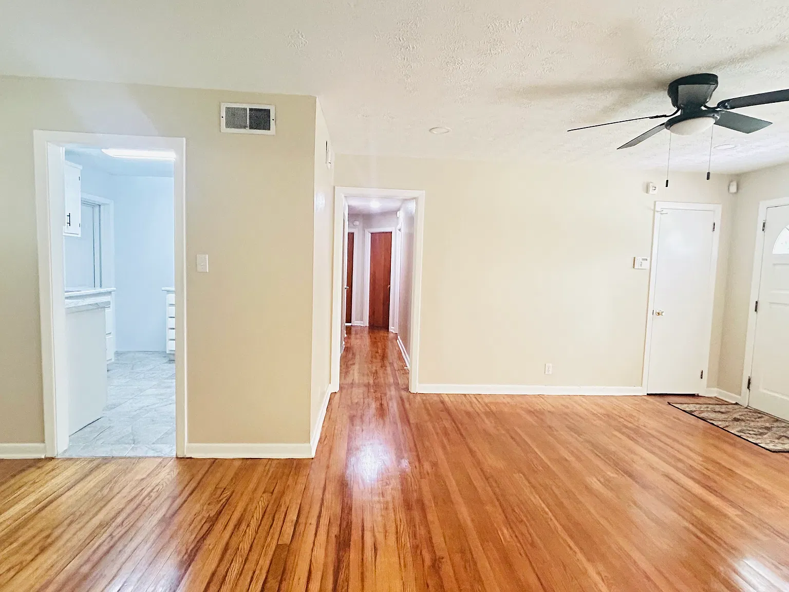 Saint Catherine Dr, Waycross — Photo 4