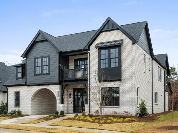 2120 Butler Rd, Hoover, AL 35244