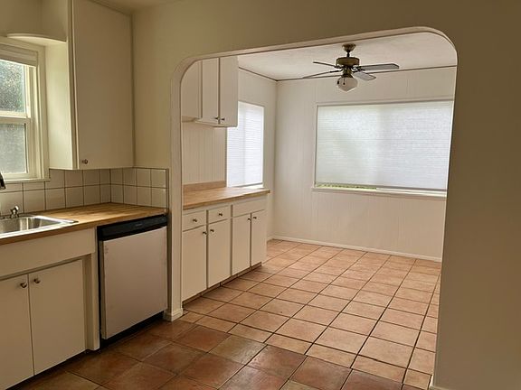 2nd image of 545 Reed Ct