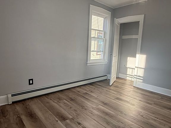 3rd image of 253 Ampere Pkwy Floor 1