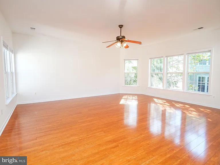 21817 Wingfoot Ct — Photo 42