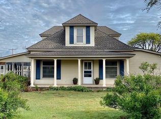 701 Franklin Ave, Panhandle, TX 79068