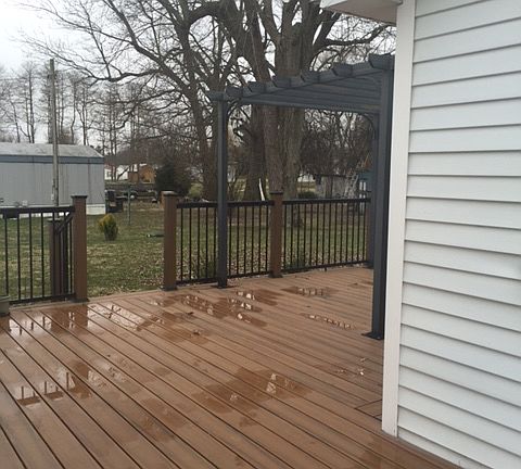 4th image of 1006 N Meridian St
