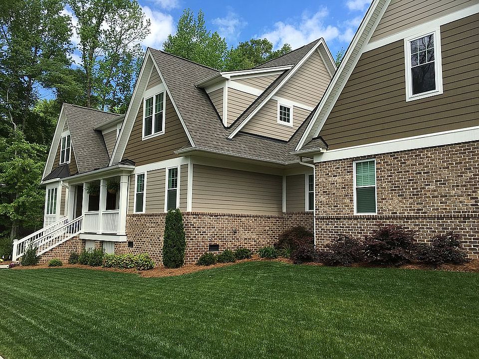 2nd image of 1801 Fair Forest Dr
