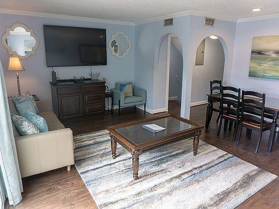 4th image of 940 Highway 98 E Unit 10