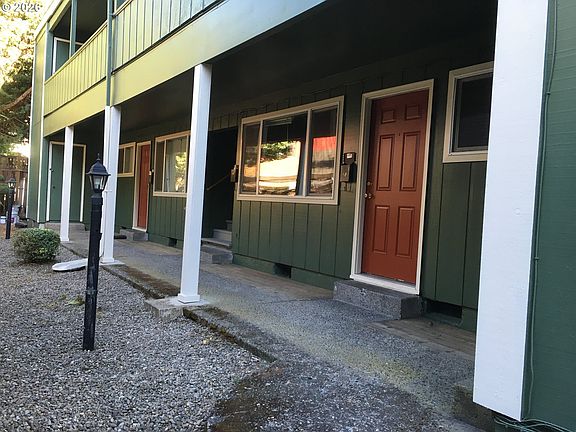 2nd image of 2230 NE 15th Ave