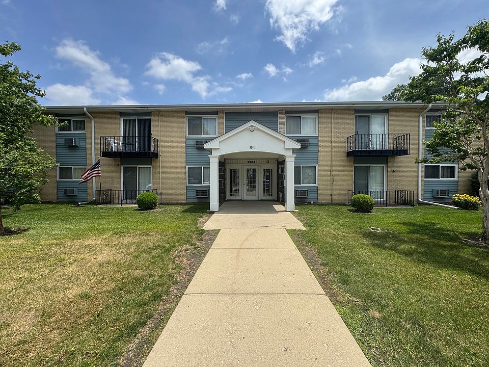 1st image of 9561 Dee Rd APT 1A
