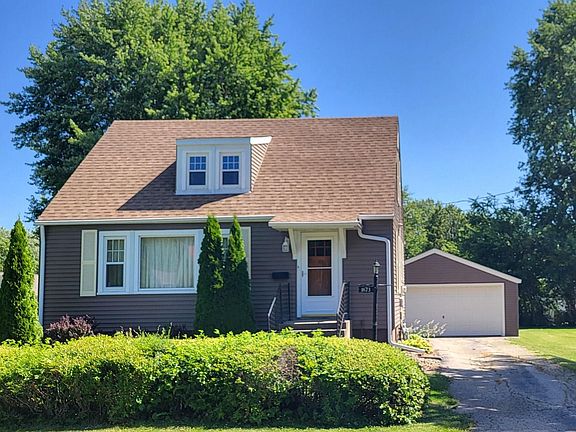 2nd image of 1673 Robertson Ave