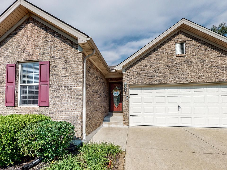 1st image of 11210 Woodridge Lake Way