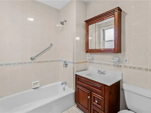 730 47th Street image 7 of 10