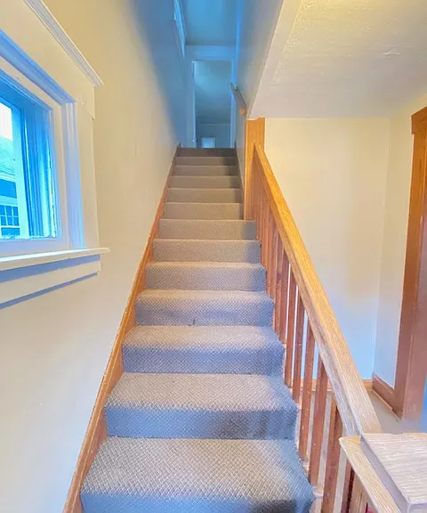 414 Allen St — Photo 8
