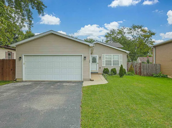 15 N Frolic Ave, Waukegan, IL 60085