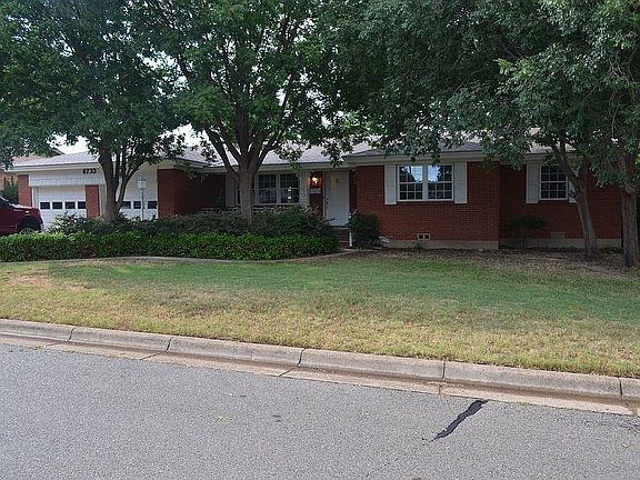 3rd image of 6733 Victoria Ave