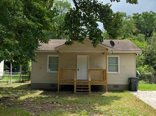 728 Cornelia Dr, Warner Robins, GA 31088