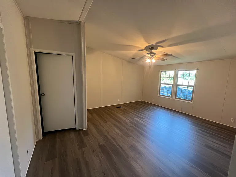 2350 Annetta Centerpoint Rd — Photo 10