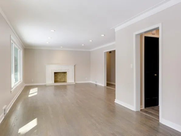 1943 Regent Ave N, Golden Valley, MN 55422