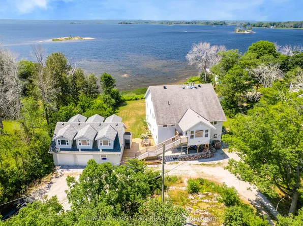 42 Bluff Point Rd, Tay, ON L0K 2C0