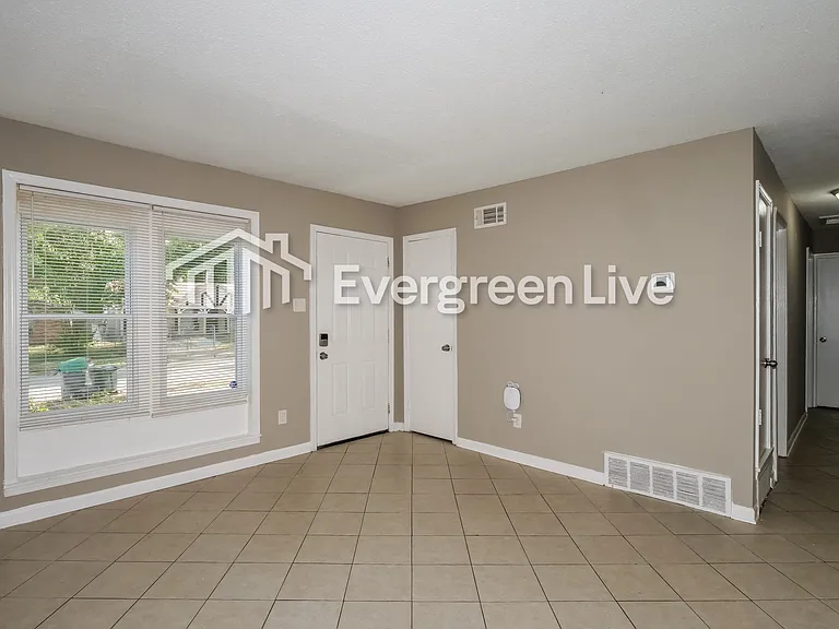 3460 Meier Dr — Photo 14