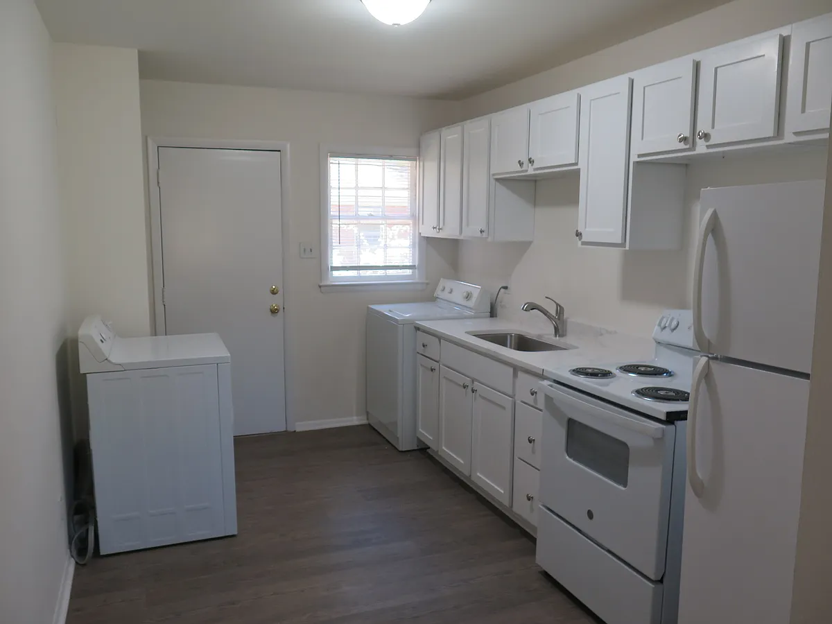Building Photo - 1343 Baez St #1343