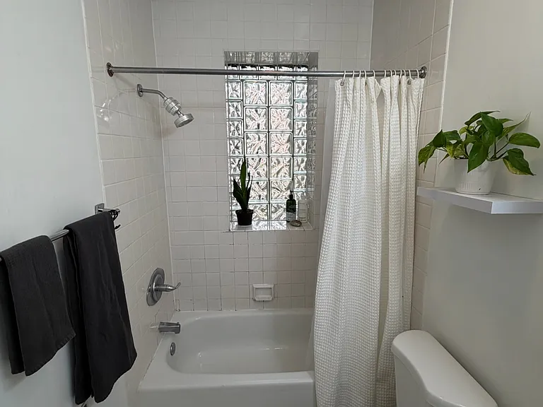 Mintwood Pl NW — Photo 11