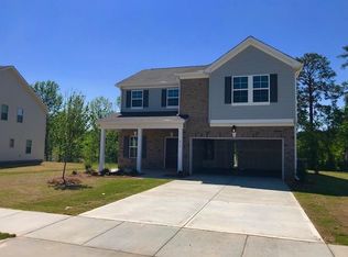816 Amber Forest Dr, Fuquay Varina, NC 27526