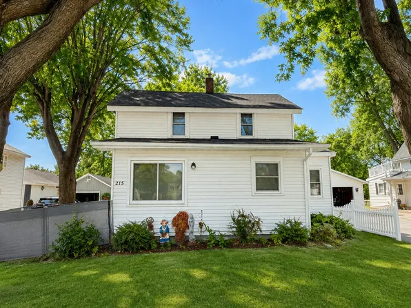 215 Buchannon St N, Waterville, MN 56096