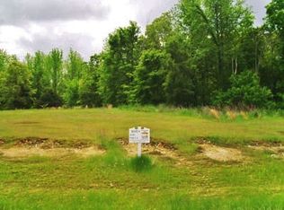 54 Summer Oaks Drive, Slayden, MS 38642