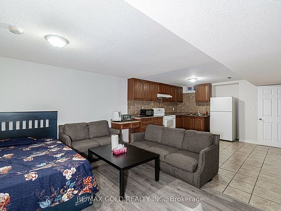 5th image of 29 Ocean Ridge Dr