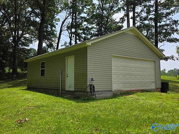 2nd image of 2845 E Upper River Rd