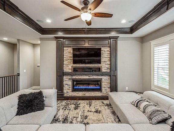 2nd image of 2407 NW 40th St