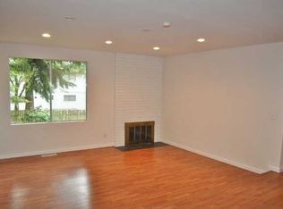 13530 121st Ave NE, Kirkland, WA 98034
