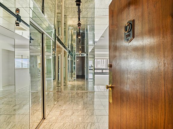 Entrance of unit
