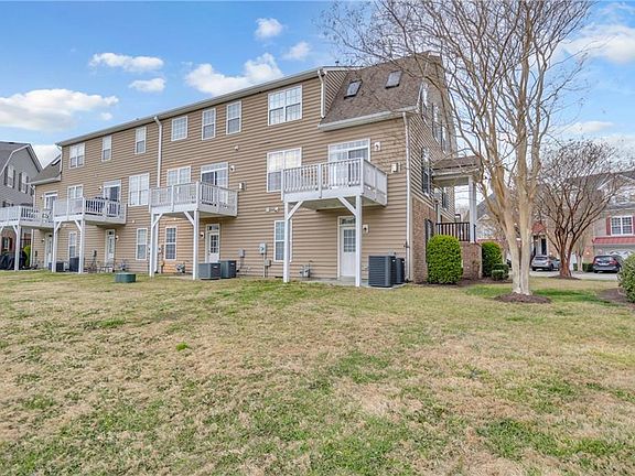 3rd image of 4501 Leamore Square Rd