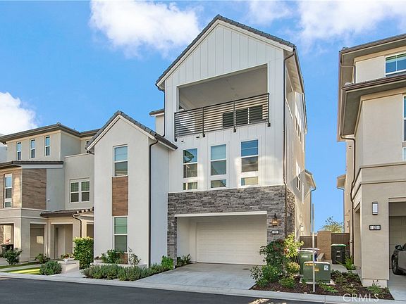 3rd image of 131 Reyes Aly