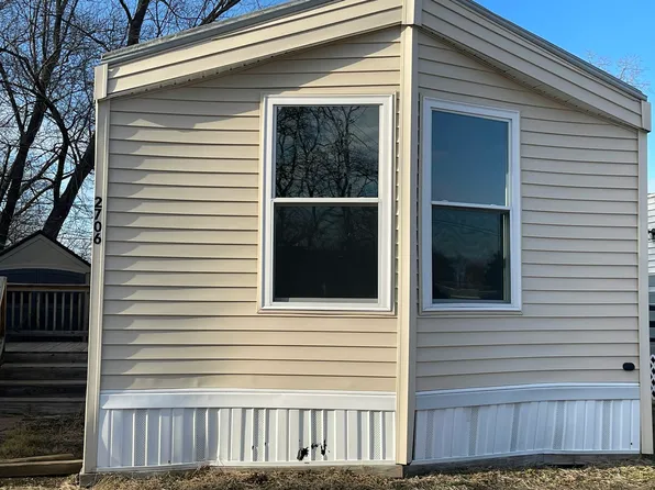 2706 Pearl Ave, Erie, PA 16510