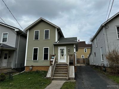 240 Chestnut St, Lockport, NY, 14094