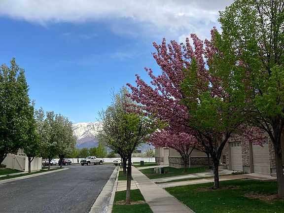 2nd image of 2353 W Montcalm Dr