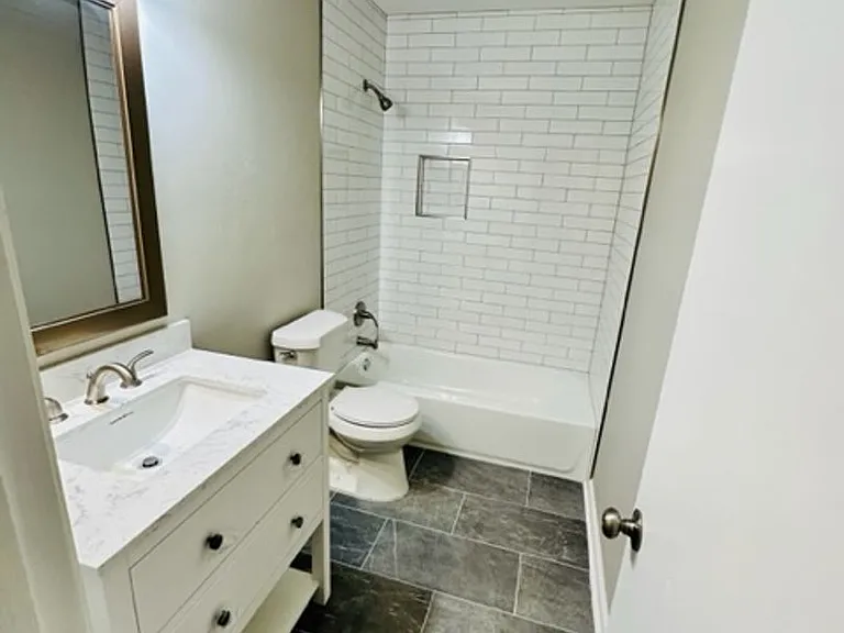 6655 Hartford Dr — Photo 9