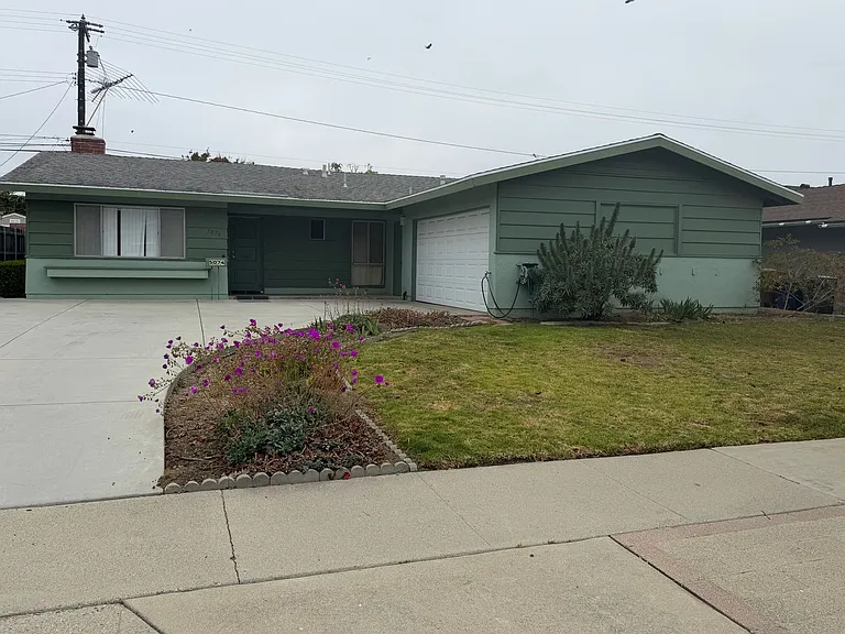5074 Lafayette St — Photo 1