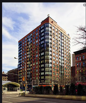 Rented by R New York | media 13