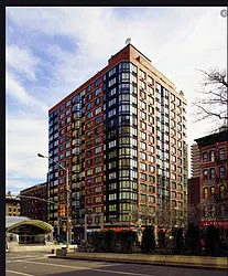 Rented by R New York