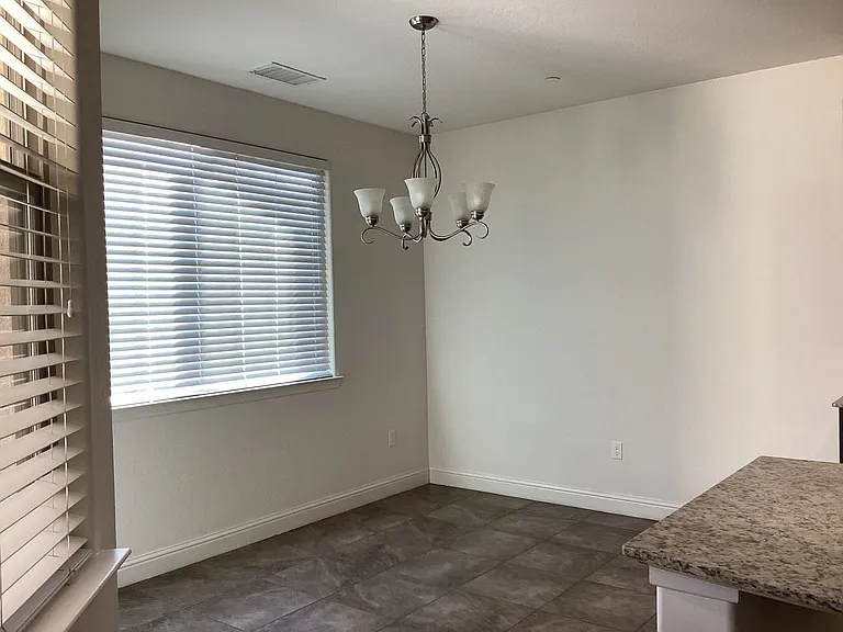 814 S Bliss Ave — Photo 8