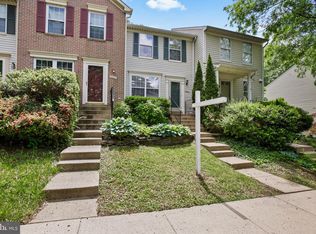 5690 White Dove Ln, Clifton, VA 20124