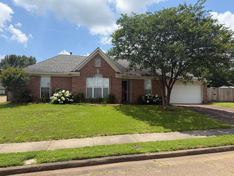 1st image of 2803 Garden Park Dr