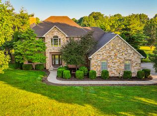 3202 Lake Terrace Dr, Martinsville, IN 46151