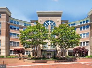 12000 Market St APT 266, Reston, VA 20190