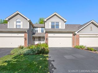 222 Woodboro Dr, West Chicago, IL 60185