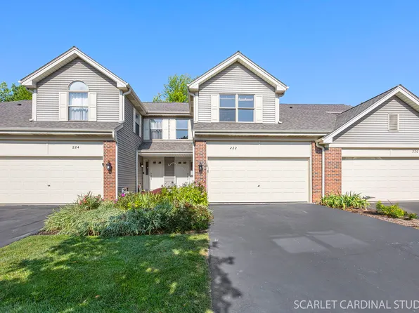 222 Woodboro Dr, West Chicago, IL 60185
