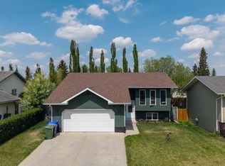 38 NE Balsam Cres, Olds, AB T4H1L1